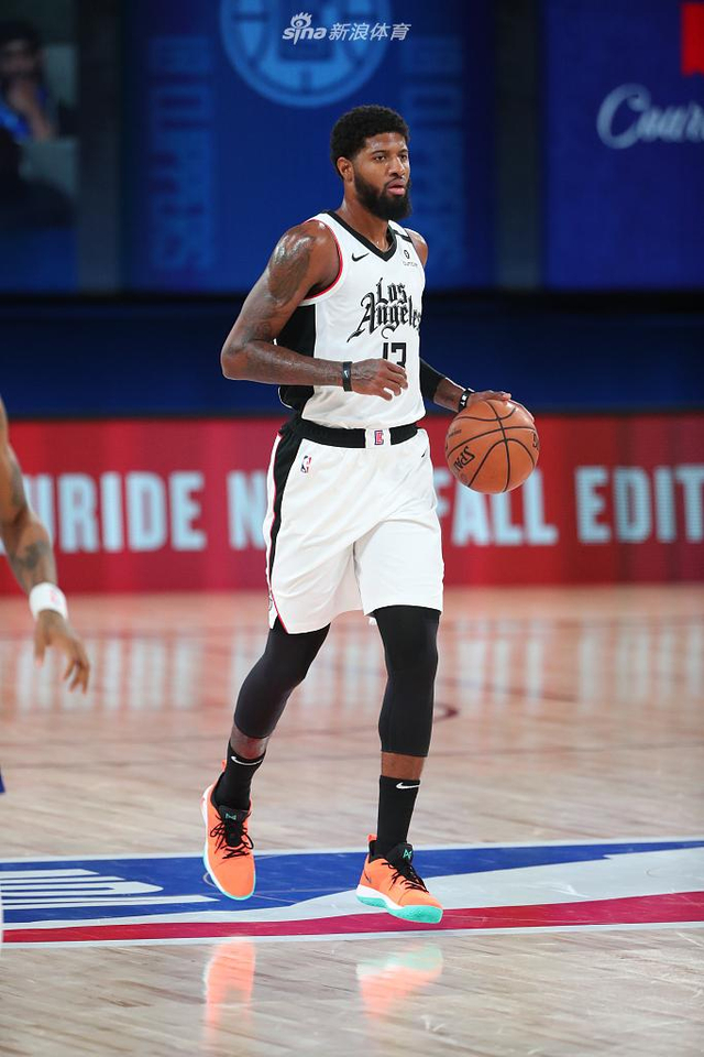 赛奠定了坚 赛奠定了坚